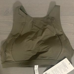 Lululemon Free to Be Serene bra